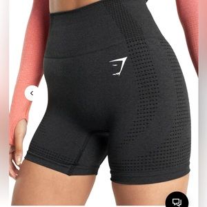 EUC. Gymshark Womens VITAL SEAMLESS 2.0 SHORTS in size M. COLOR: Black Marl.